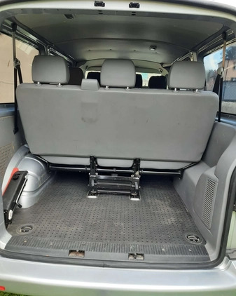 Volkswagen Caravelle cena 29500 przebieg: 285673, rok produkcji 2006 z Ujście małe 37
